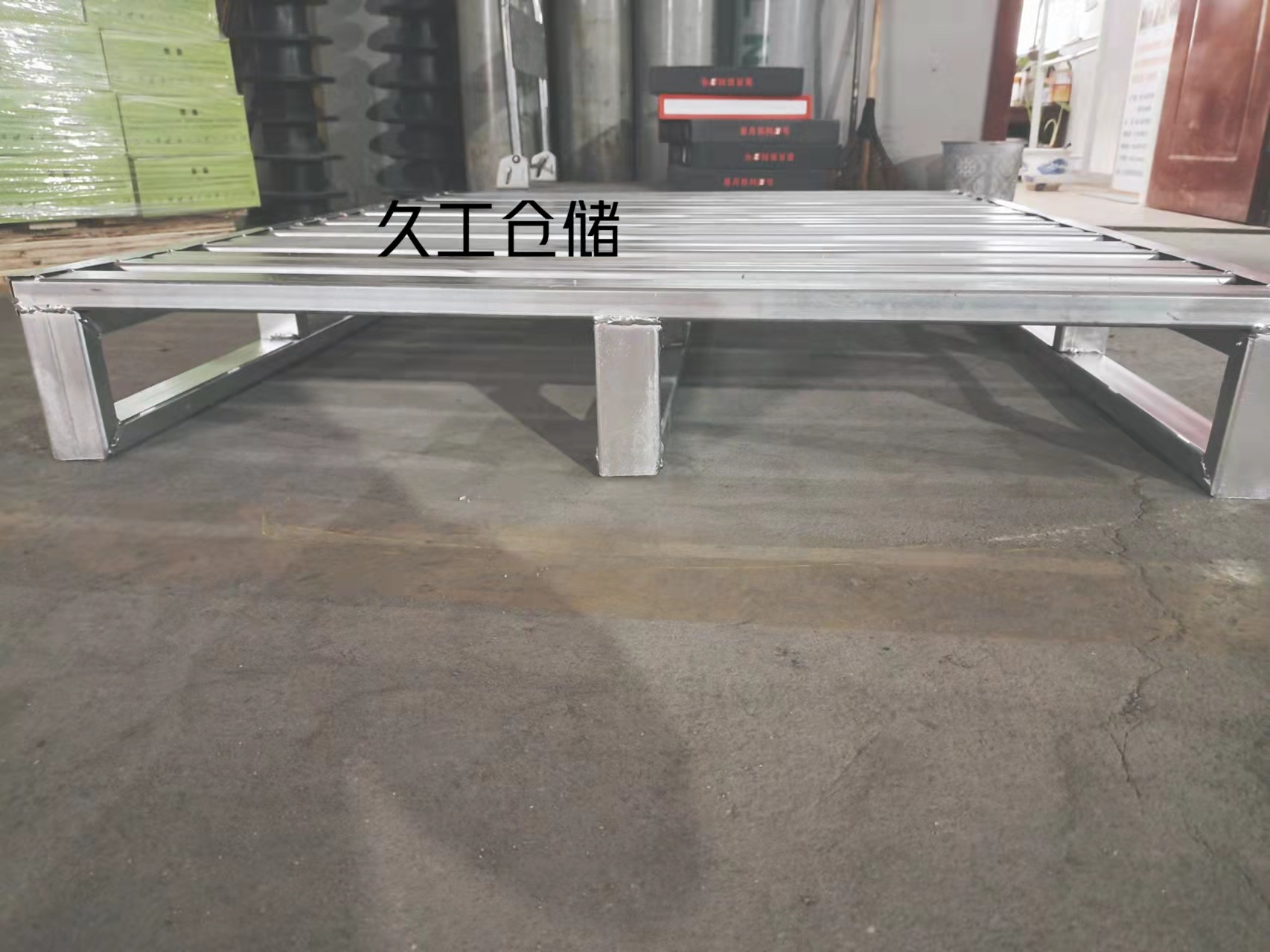 钢制托盘非标定制-久工仓储设备