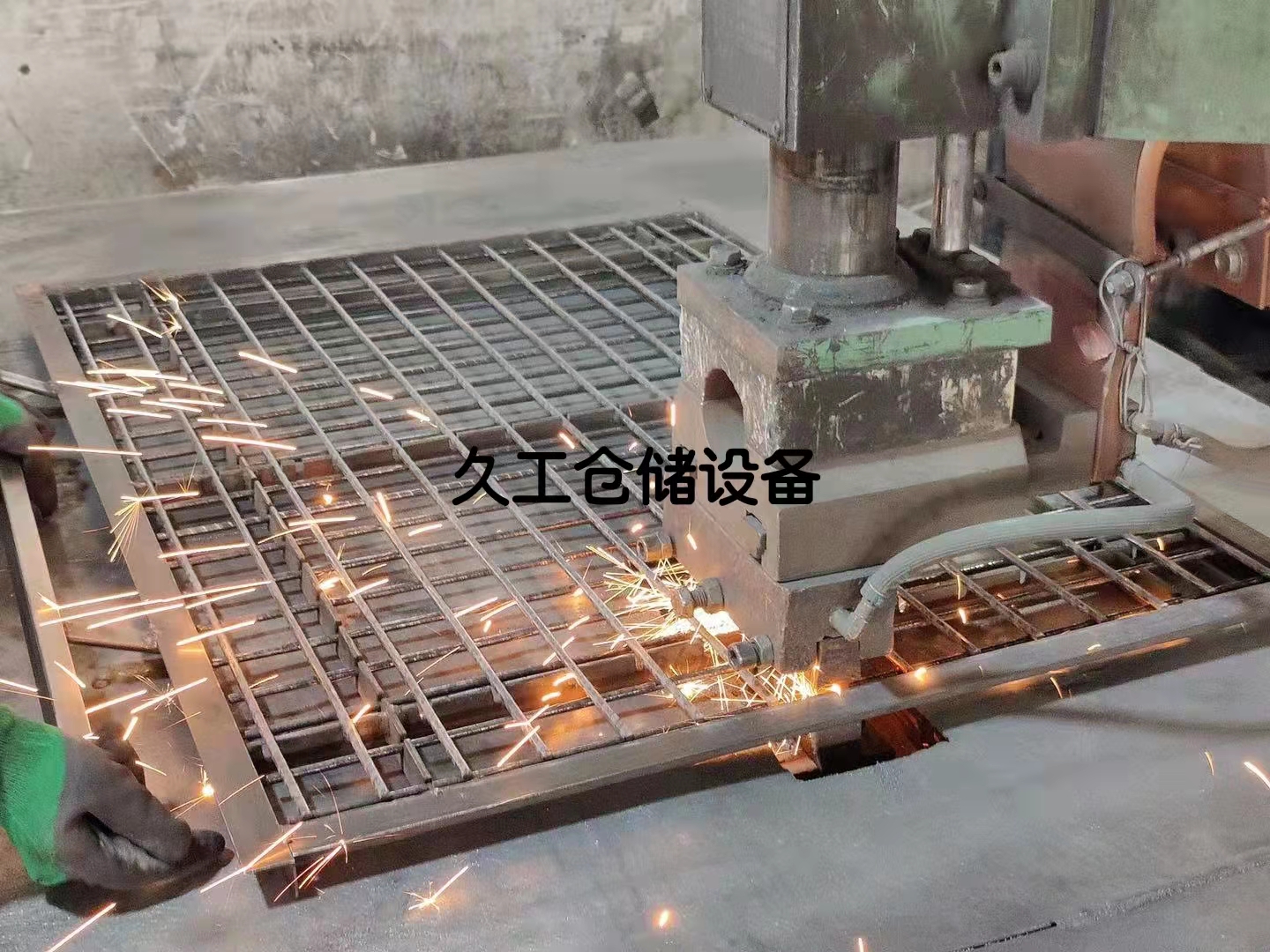 实拍久工仓储车间实况，日常生产展示，南京久工仓储实体工厂